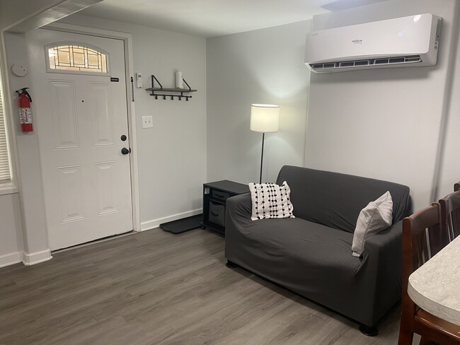 Photo - 516 36th Ave N