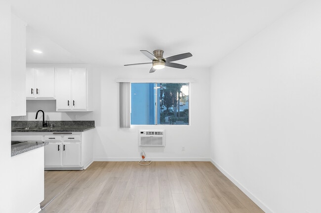 Photo - 10930 Palms Blvd