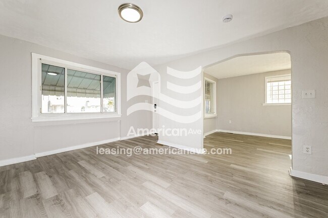 Photo - 881 Miller Ave