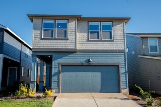 Beautiful newer construction 4 bed, 2.5 ba... - Beautiful newer construction 4 bed, 2.5 ba... House