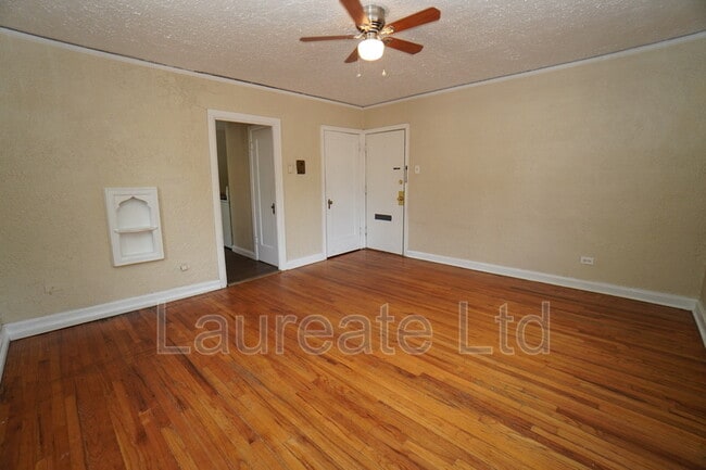 Photo - 1340 E 14th Ave Unidad #1