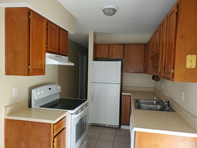 Photo - 3334 Pine Forest Rd