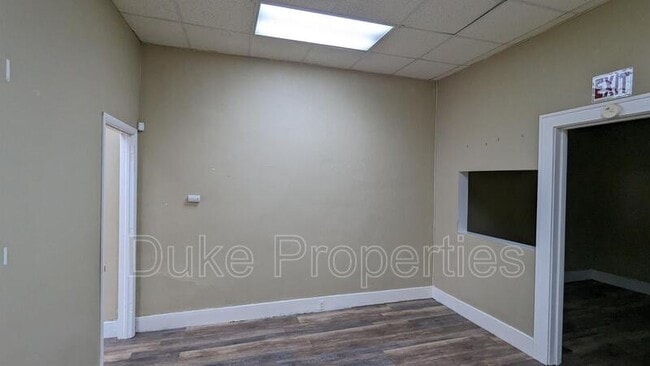 Photo - 659 Thurston Rd