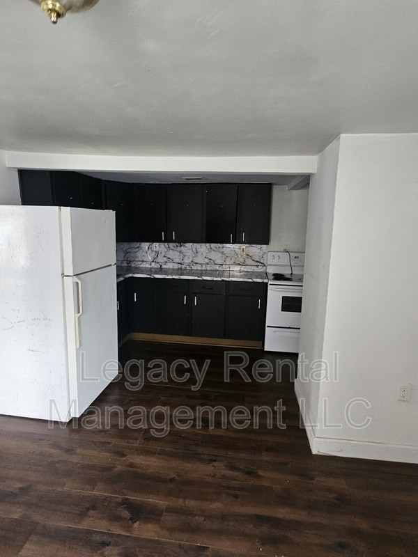 Photo - 533 W Shawnee Ave