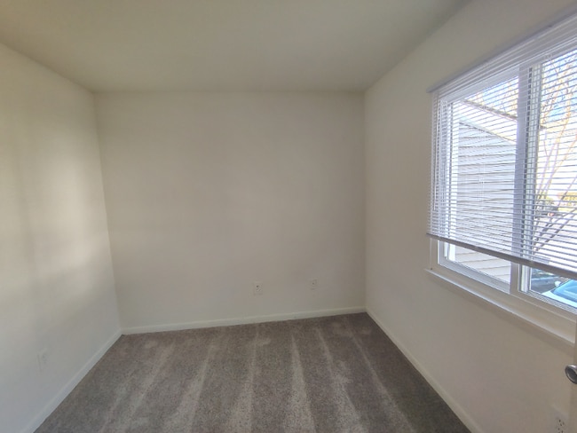 Photo - 600 Reusens Rd Unit N149