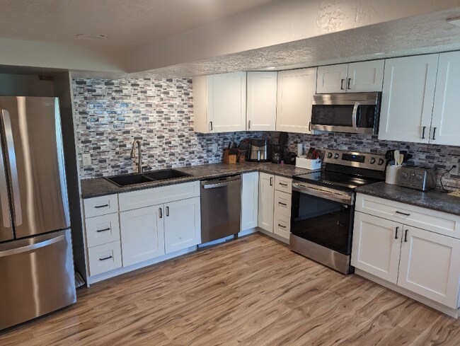 Photo - 1489 N 400 W Unidad 3