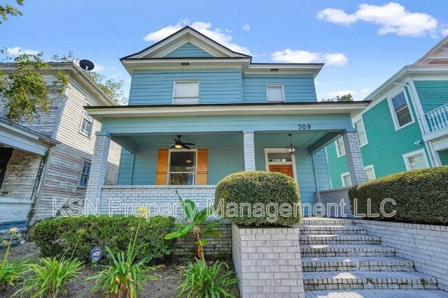 Photo - 309 W 33rd St Condo Unit 1