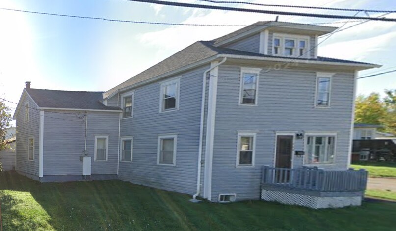 Photo - 760 Mt Carmel St