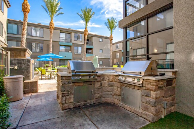 Monte Viejo Apartments For Rent in Phoenix, AZ