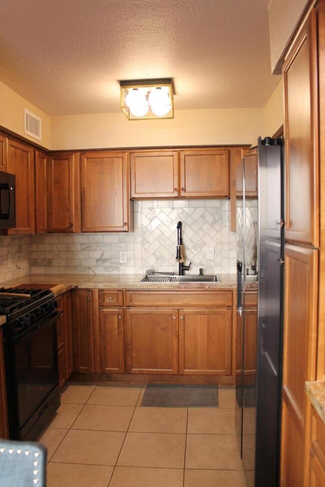 Photo - 4950 N Miller Rd Unit 147