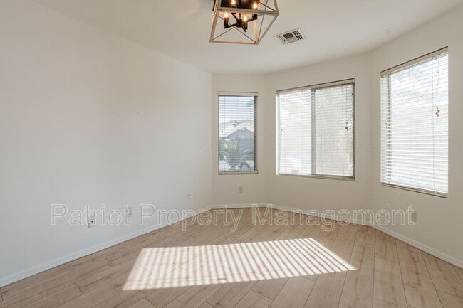 Photo - 16728 S 22nd St