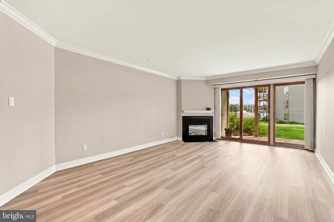 Photo - 7022 Channel Village Ct Unit T1