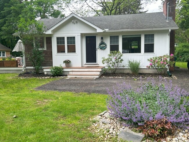 Building Photo - 36 Whedon Ln Rental