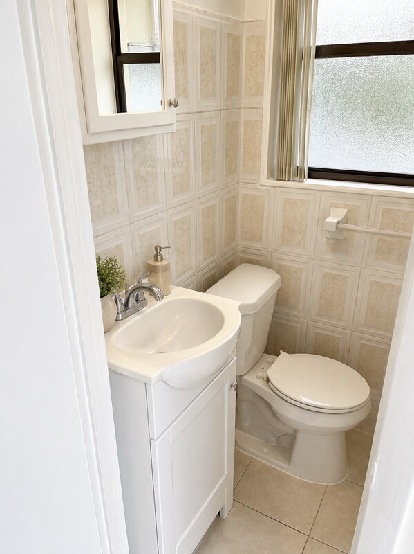 Photo - 14940 S Spur Dr Unidad B