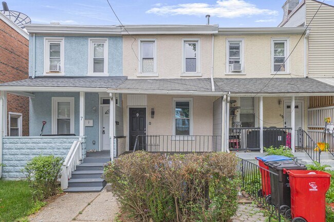 Photo - 9 E Basin St
