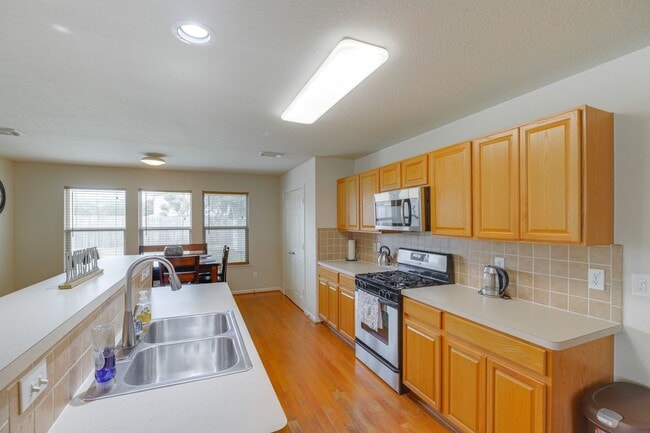 Photo - 8019 Berkely Ct