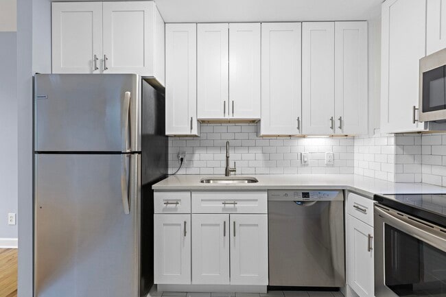 Photo - 607 1st St Unit 2F