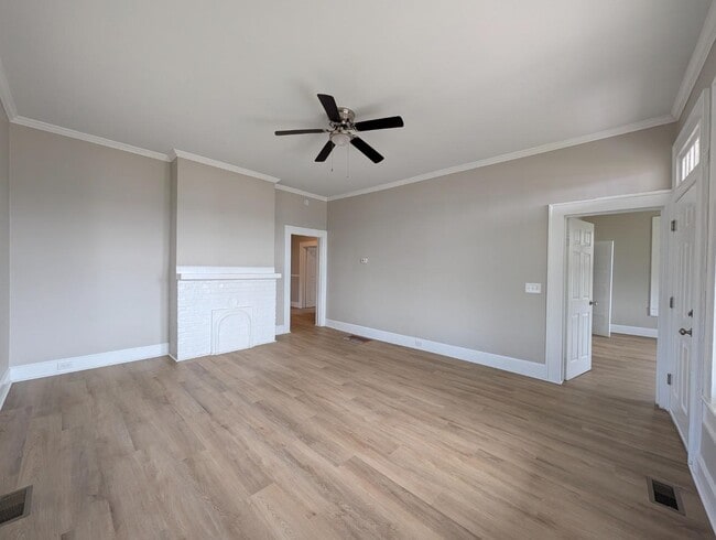 Photo - 1522 Buncombe Rd