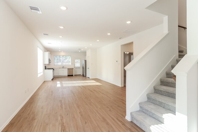 Photo - 1934 Ballesteros St