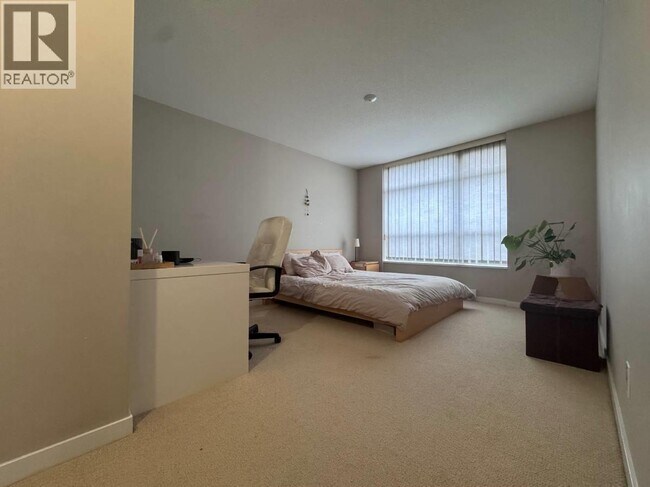 Photo - 8120 Lansdowne Rd Unit 507