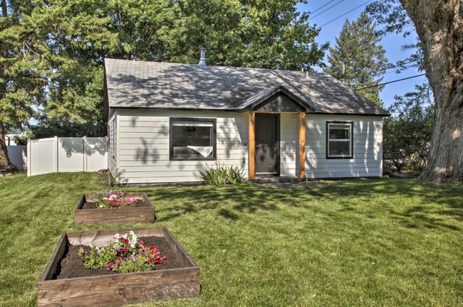 Building Photo - 1829 N 6th Pl Rental