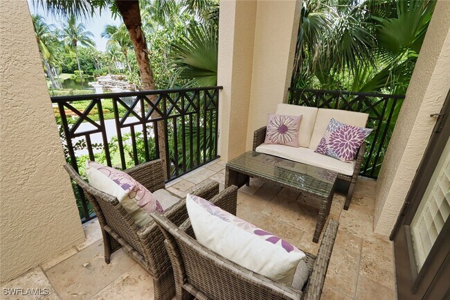 Building Photo - 2868 Tiburon Blvd E Unit 102