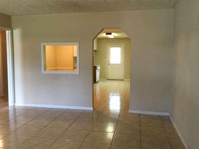 Photo - 140 Plum Orchard Rd