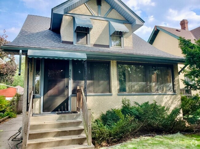 Building Photo - 3145 S 31st Ave Rental