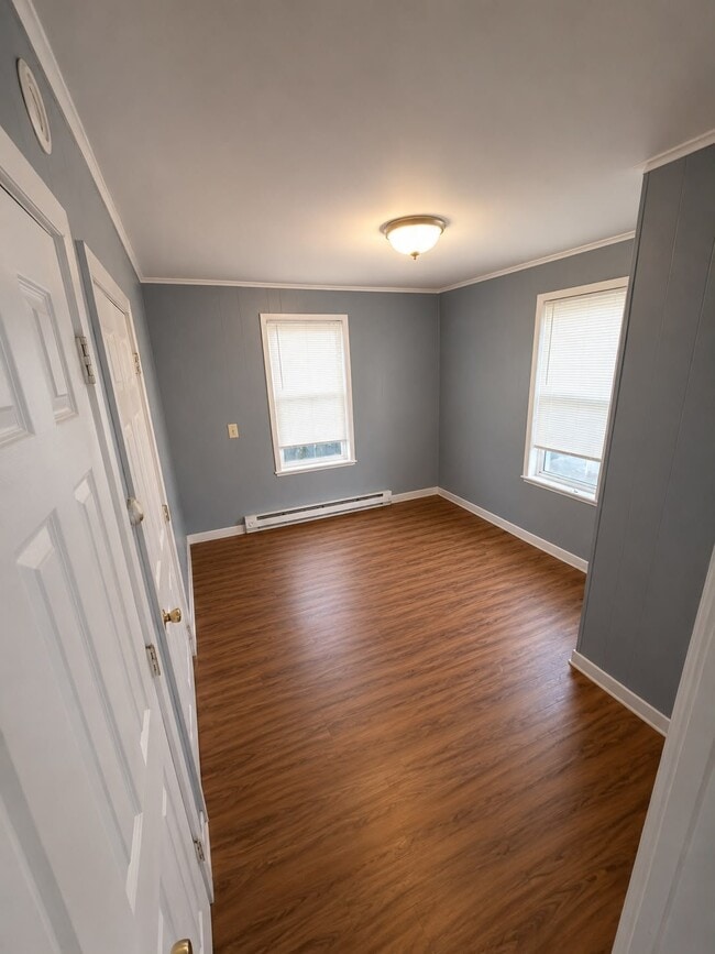 Photo - 21 Nicholas Square Unit C