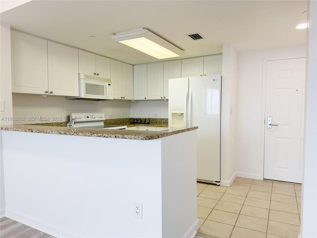 Photo - 19501 W Country Club Dr Unit 1201