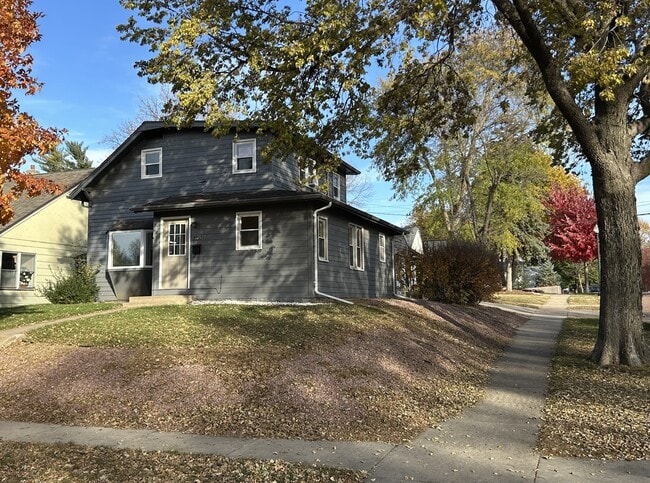 Photo - 2220 S 1st Ave