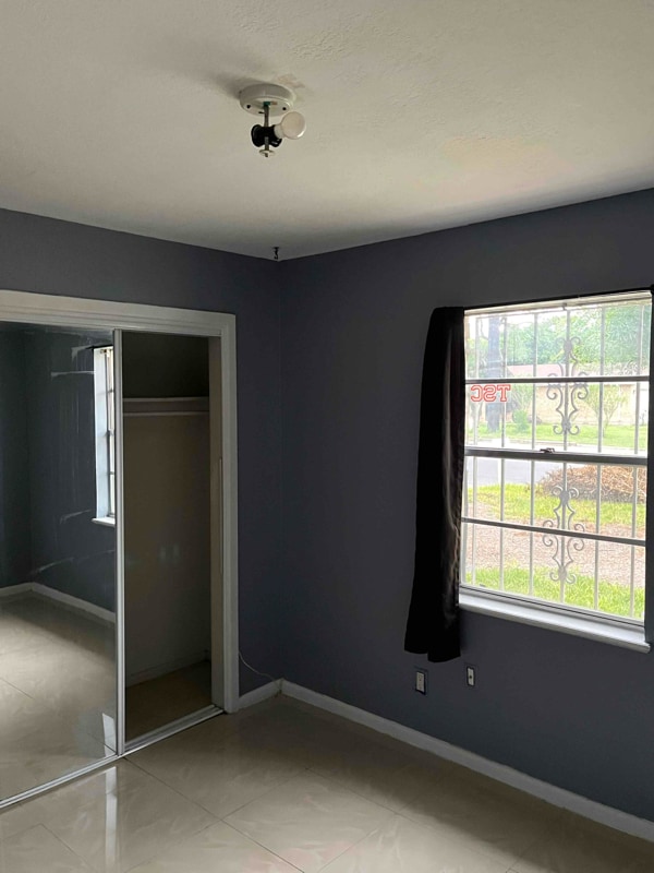 Photo - 234 E Los Ebanos Blvd