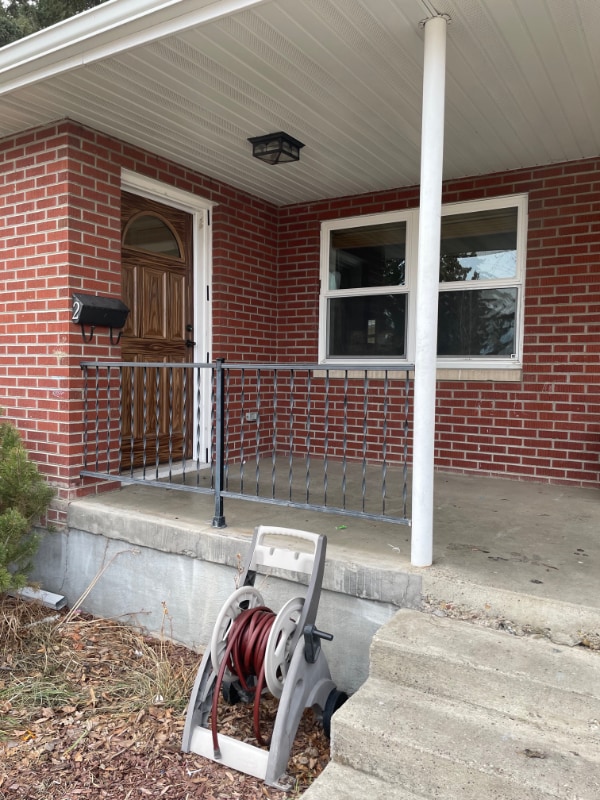 Photo - 2 35th St N