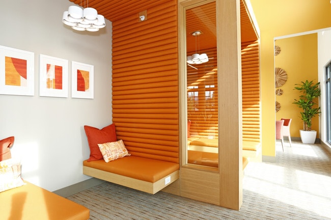 Resident Lounge - Naya