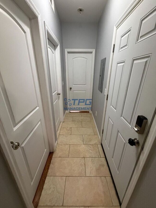 Photo - 142 Ripley Pl Unit 2