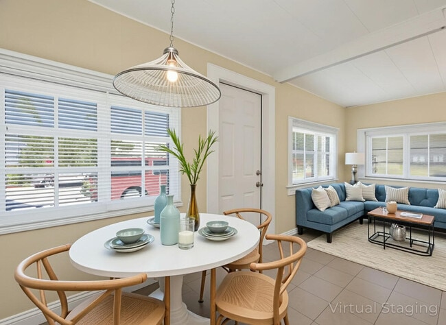 Photo - 964 W Lakewood Rd