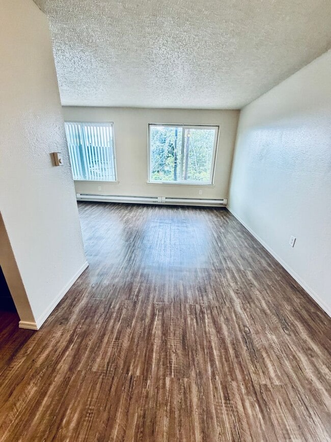 Photo - Kenny Apartments