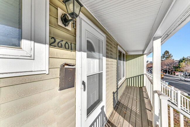 Photo - 2601 Washington St