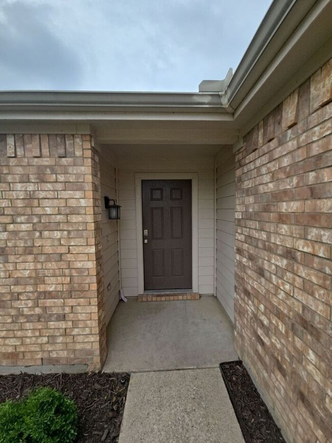 **Charming 3-Bed, 2-Bath Home in Melissa, ... - **Charming 3-Bed, 2-Bath Home in Melissa, ...