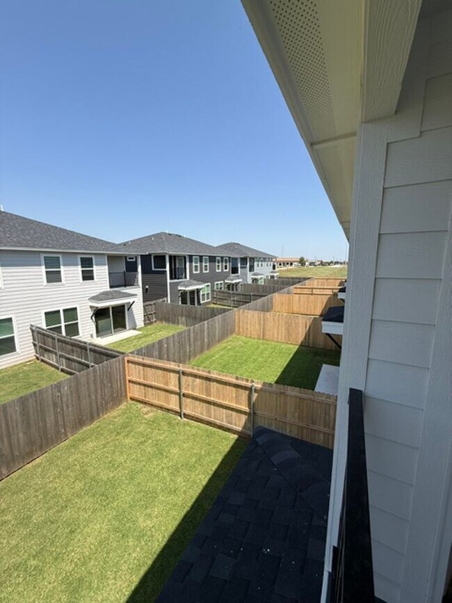 1028 Prominent Wy