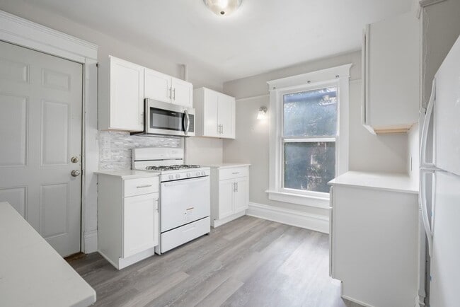 Photo - 2304 Walnut St Unit #3