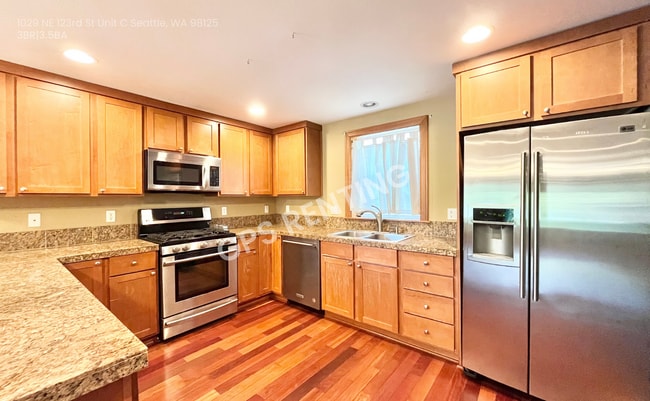 Photo - 1029 NE 123rd St