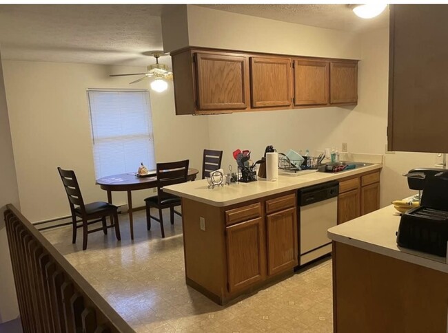 Photo - 1600 Athena Dr Townhome