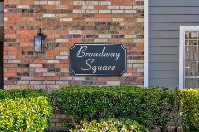 Photo - Broadway Square Apartments