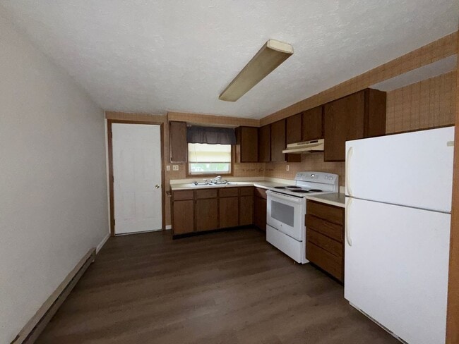 Photo - 204 S Spring St Unit APT. A
