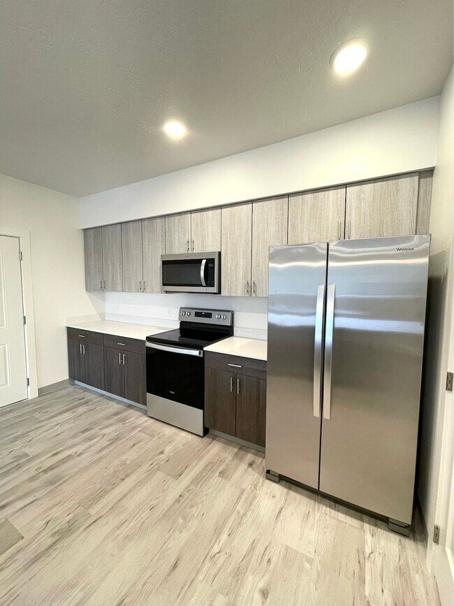 Photo - 3905 South Dishman Mica Road, Unit 102 Unidad 102