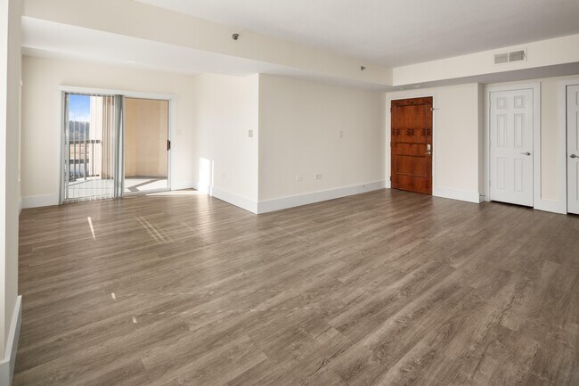 Photo - Wesley Townsend Apartments at Buckhead