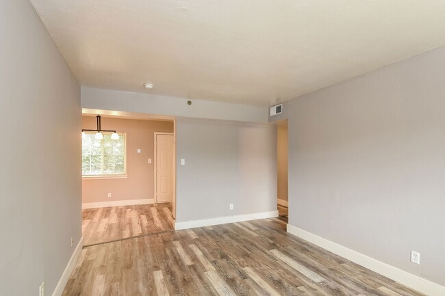 Photo - 641 Powder Springs St Unidad 13 Rental