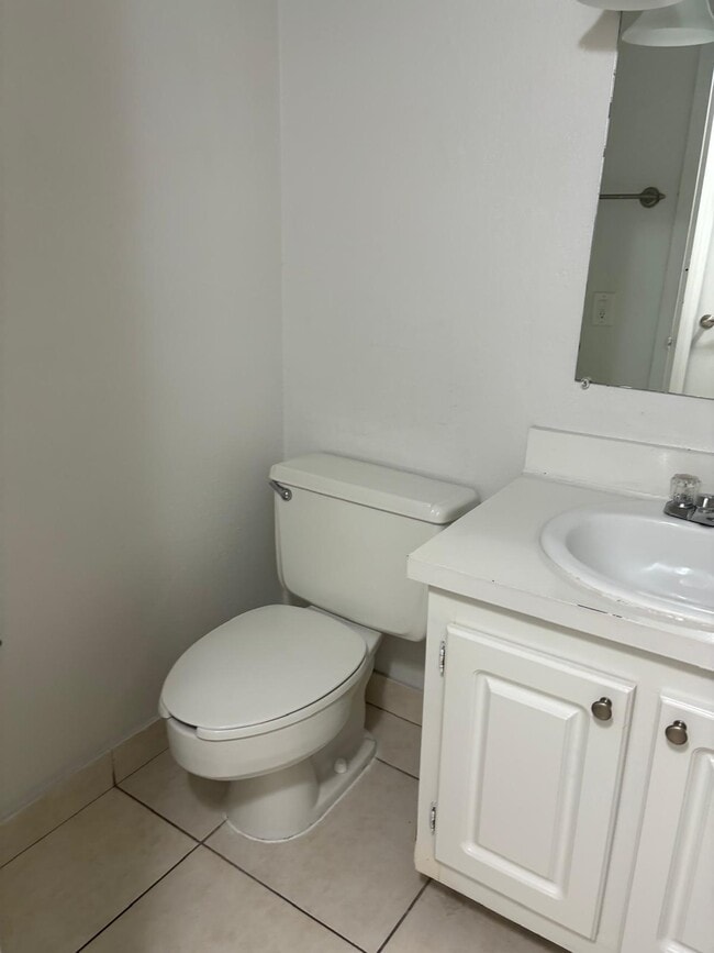 Guest Bathroom - 1805 Sans Souci Blvd Condo Unit 215