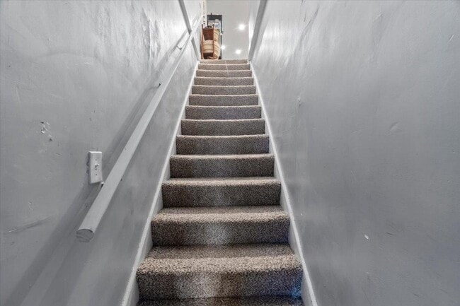 Photo - 227 N Willett St